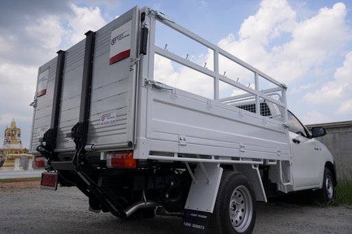 Tail Lift and Steel Tray for Pick-Up Vehicles